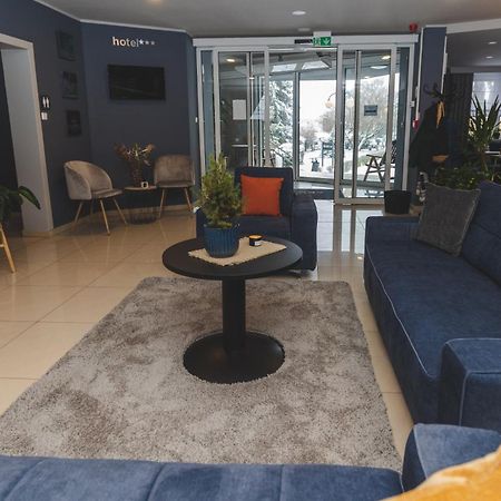 Hotel Akwawit Leszno  Extérieur photo